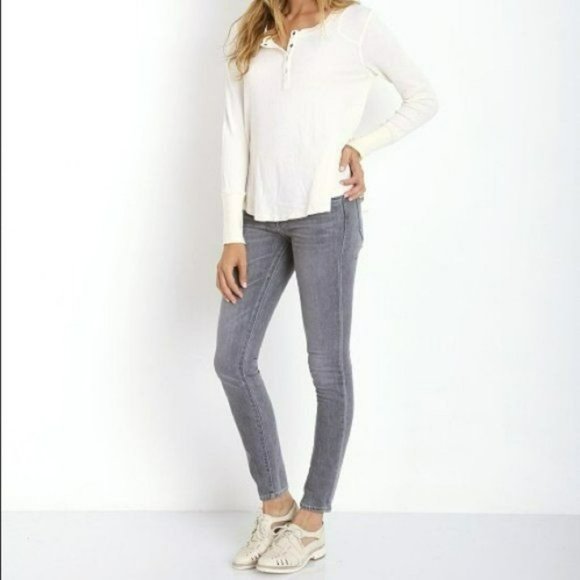 Wildfox Womens Baggy Skinny Jeans Marianna Relaxed Dark Gray Size 26 NEW - Picture 1 of 8